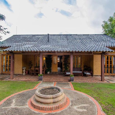 Degustar Restaurante Hotel Boutique Tiquipaya Exterior photo