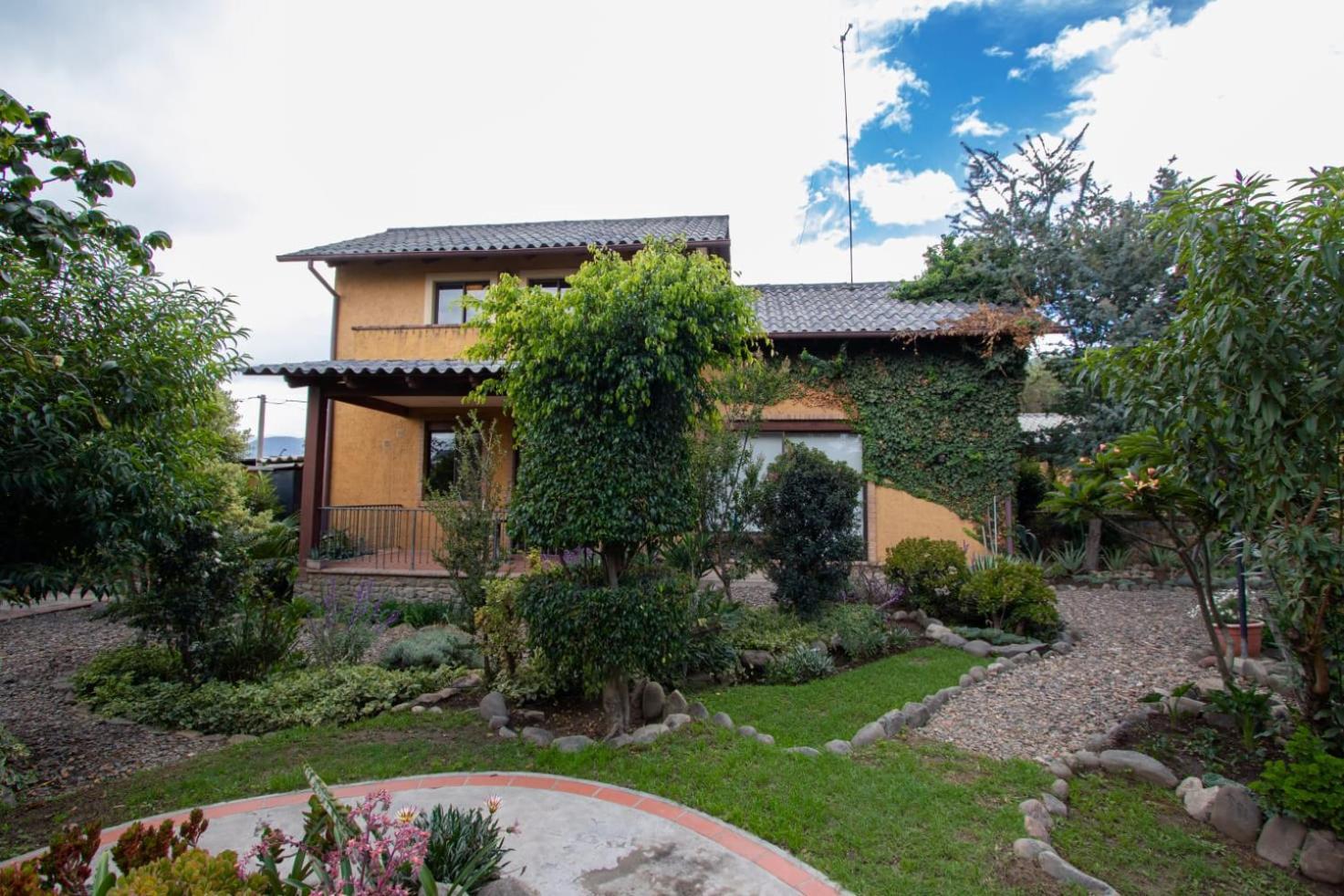 Degustar Restaurante Hotel Boutique Tiquipaya Exterior photo