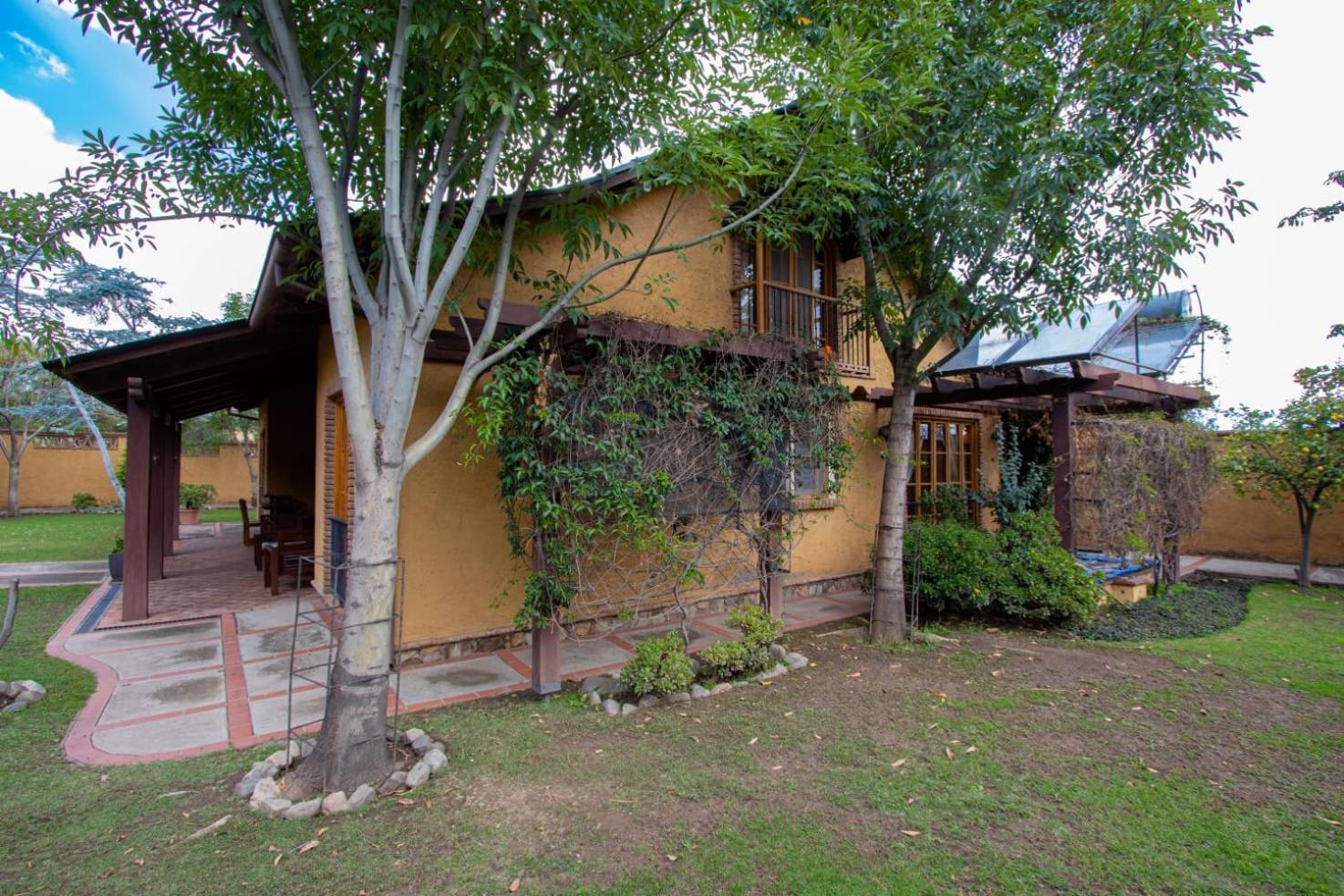 Degustar Restaurante Hotel Boutique Tiquipaya Exterior photo